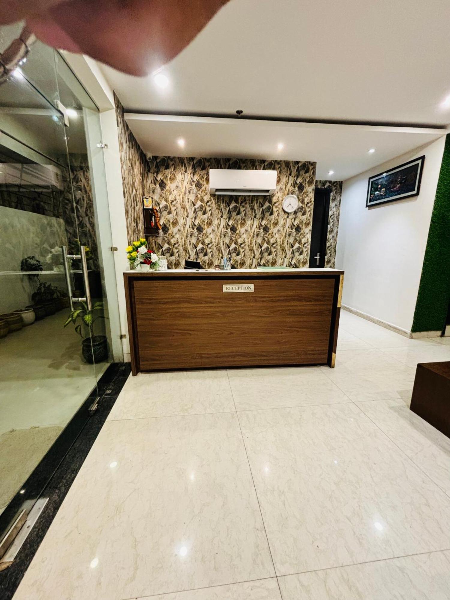 Hotel Northview Park By Lycoris !! Top Rated & Most Awarded Property In Tricity Zirakpur Exteriör bild